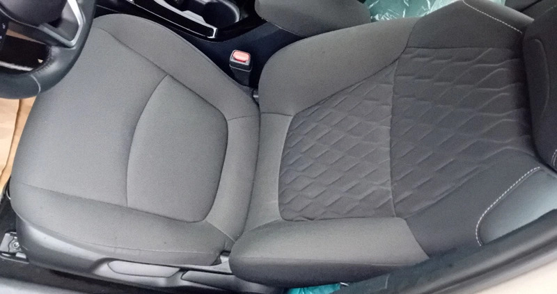 Toyota Corolla cena 91900 przebieg: 83738, rok produkcji 2022 z Środa Śląska małe 79